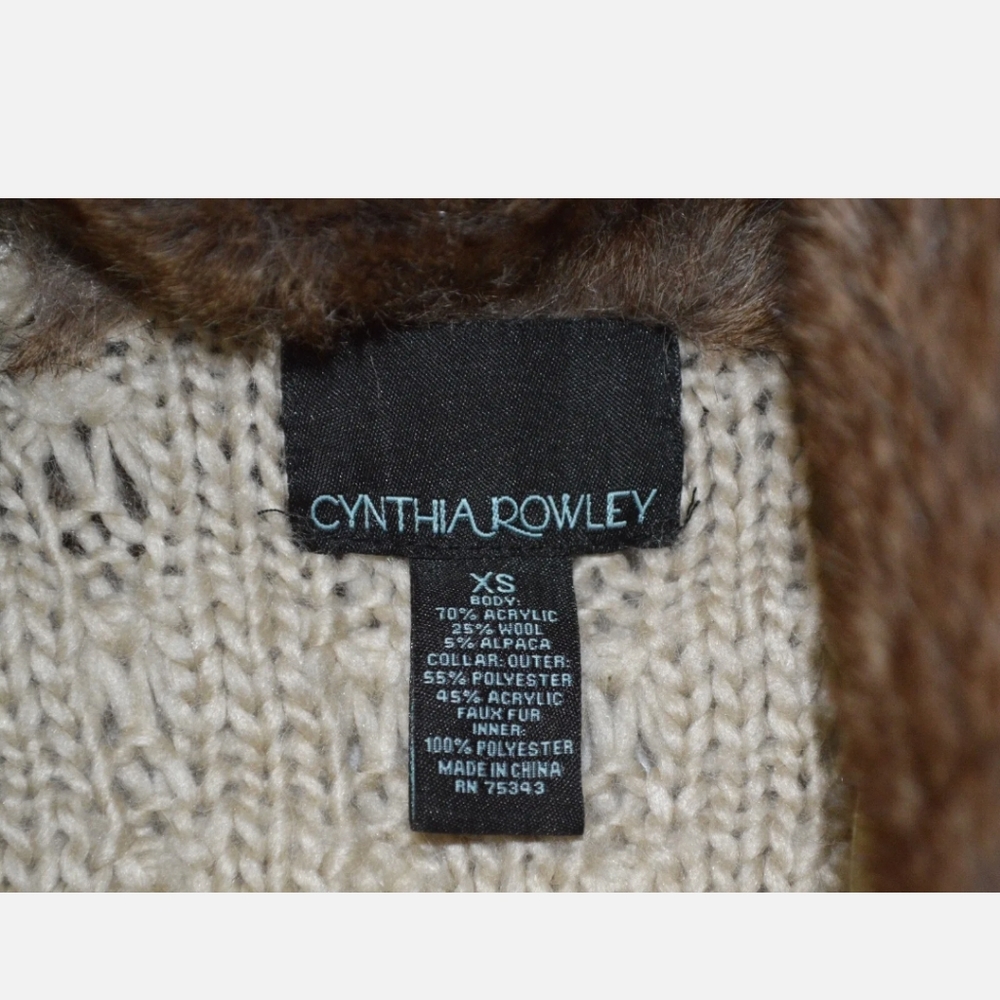 CYNTHIA ROWLEY Knit Sweater Vest Faux Fur Collar Size XS - Picture 6 of 8